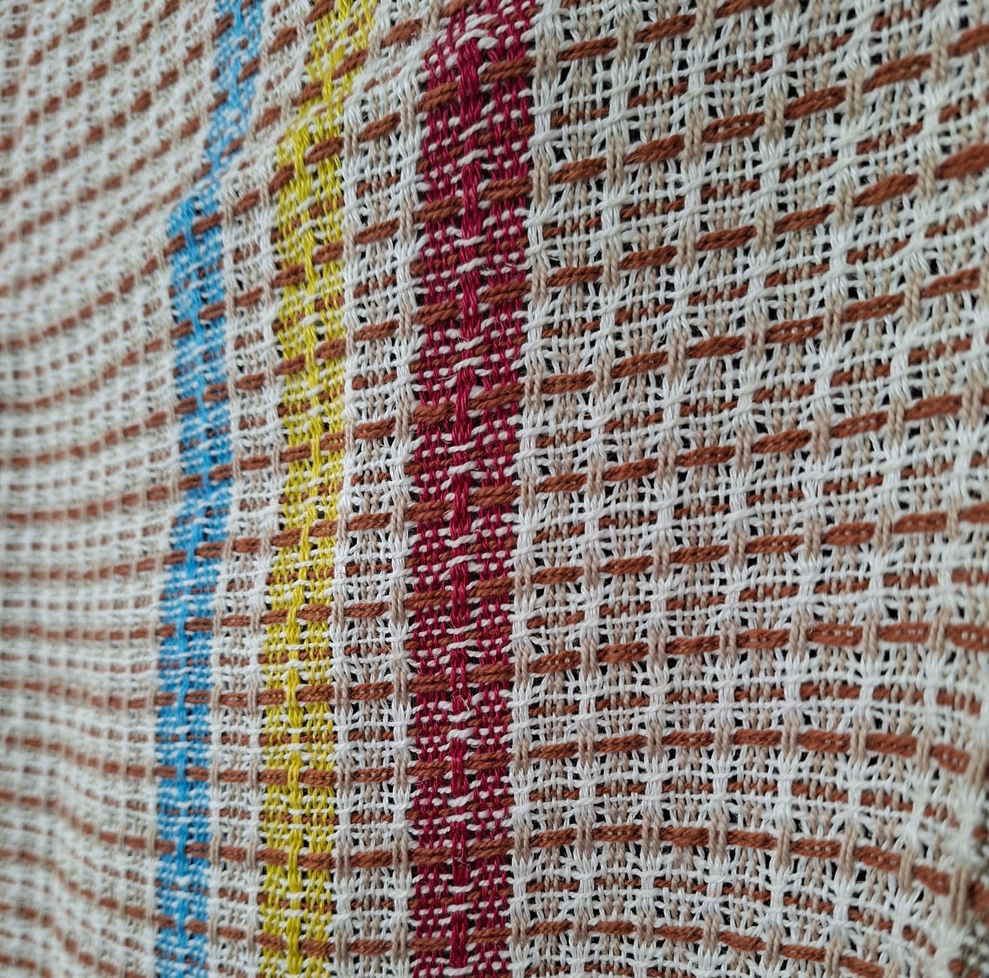 Bade- und Saunatuch Halbleinen Rot Blau Rot mit Längsstreifen Blau Gelb und Rot