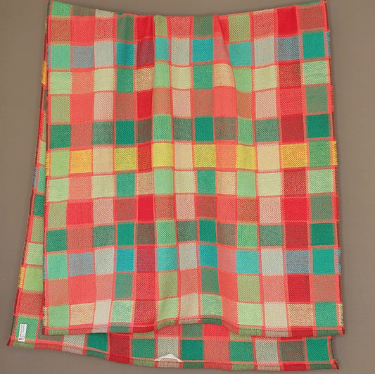 Großes Badetuch Tanzende Karos