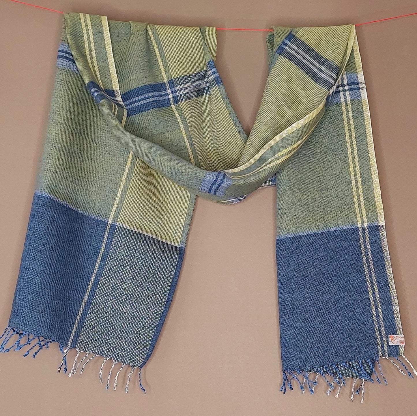 Leinenmerinoschal Denim mit Olivgrün